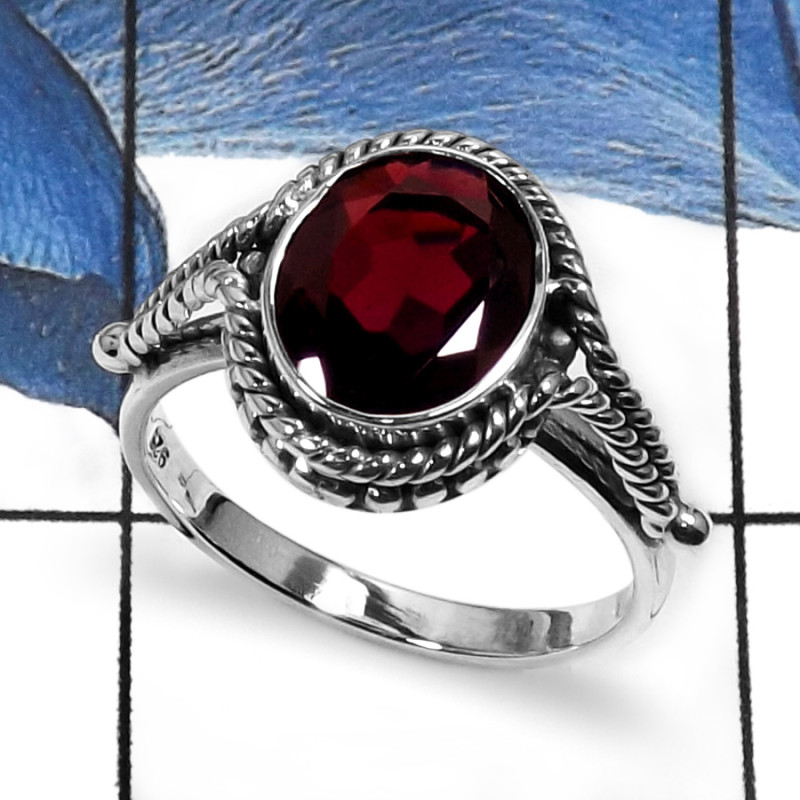 Garnet S - SDR506 Eye Catching New Cut Gemstone Designer Ring 925 Sterling Silver