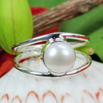 Pearl O - RSS937- LOVELY DESIGNER SINGLE GEMSTONE RINGS MADE IN 925 STERLI