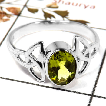 Peridot Cut D - SDR586-Handmade Design Cut Gemstone Celtic Trinity Ring 925 Sterling Silver