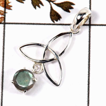 Labradorite Cut C - SD568-Gorgeous Cut Gemstone Celtic Trinity Design Pendant 925 Sterling Silver